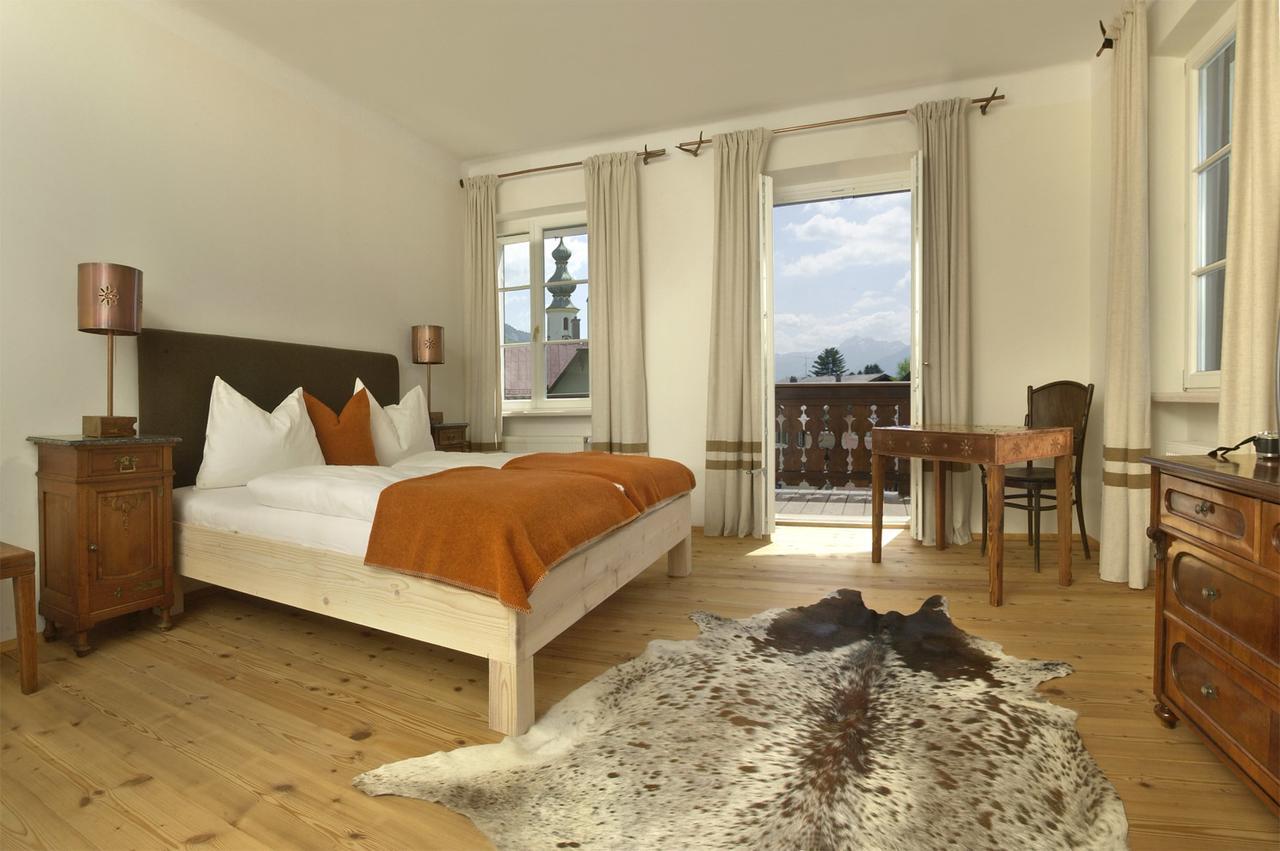 Hotel Gasthof Zur Post Sankt Gilgen Exteriör bild
